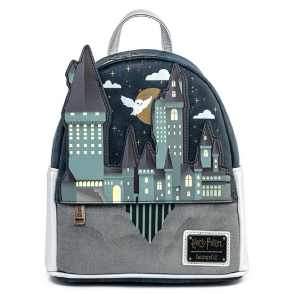 *NWT* Loungefly Harry Potter Hogwarts Castle Hedwig Backpack